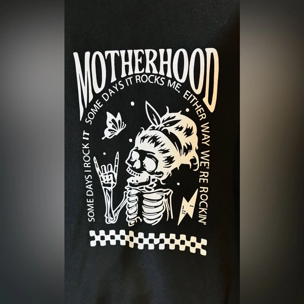 Oversized Motherhood Skeleton Graphic Sweatshirt XL Black Spooky Mom New - Picture 2 of 3